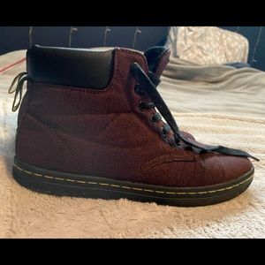 Dr. Martens Maelly style sneaker boot